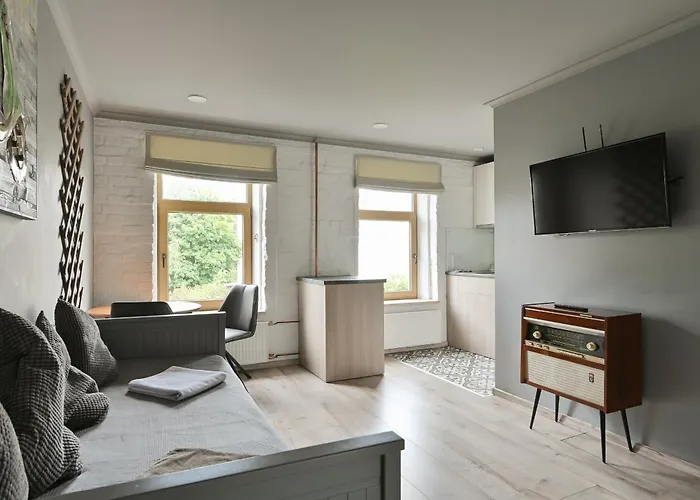 Quiet Loft With Free Parking Riga