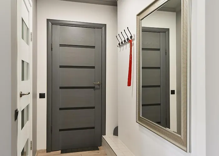 Quiet Loft With Free Parking Dzīvoklis