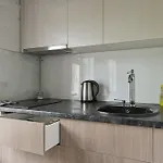 Quiet Loft With Free Parking